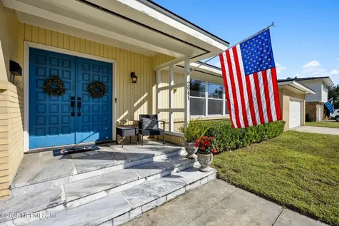 2941 Caballero Drive Jacksonville FL 32217