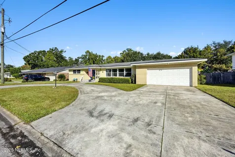 2941 Caballero Drive Jacksonville FL 32217