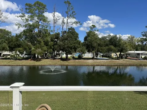 156 Lake Margo Drive Satsuma FL 32189