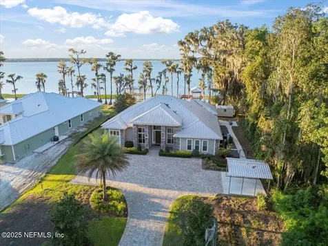 2453 SE 30 Street Melrose FL 32666