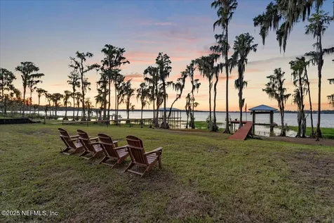 2453 SE 30 Street Melrose FL 32666