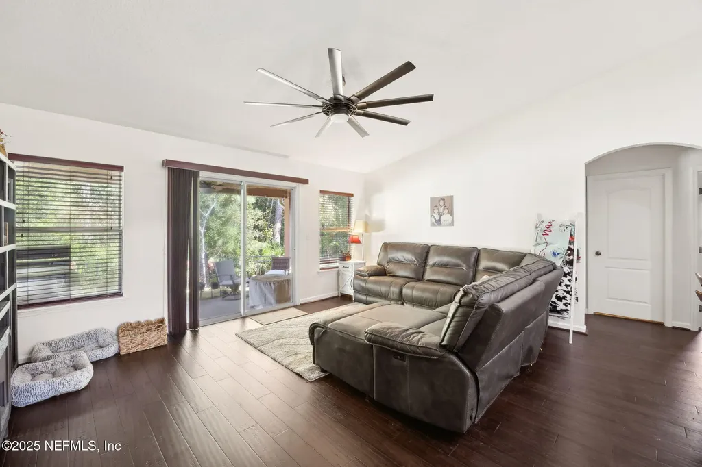13749 Devan Lee Drive N Jacksonville FL 32226