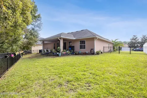 13749 Devan Lee Drive N Jacksonville FL 32226