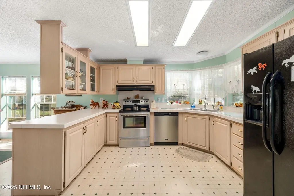 27061 29th Road Branford FL 32008