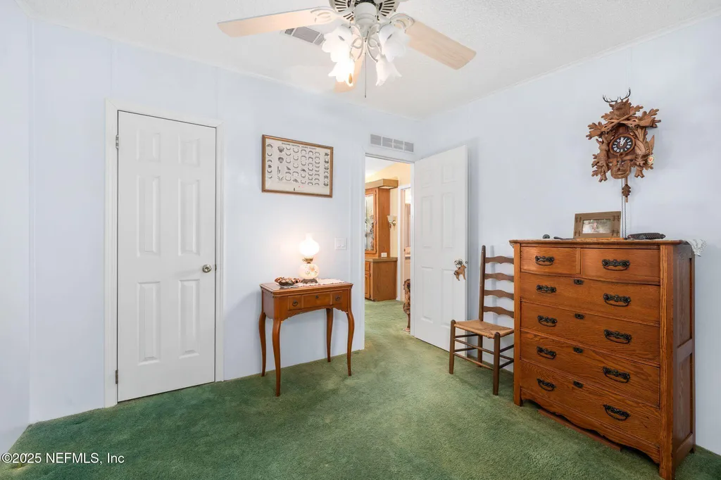 27061 29th Road Branford FL 32008