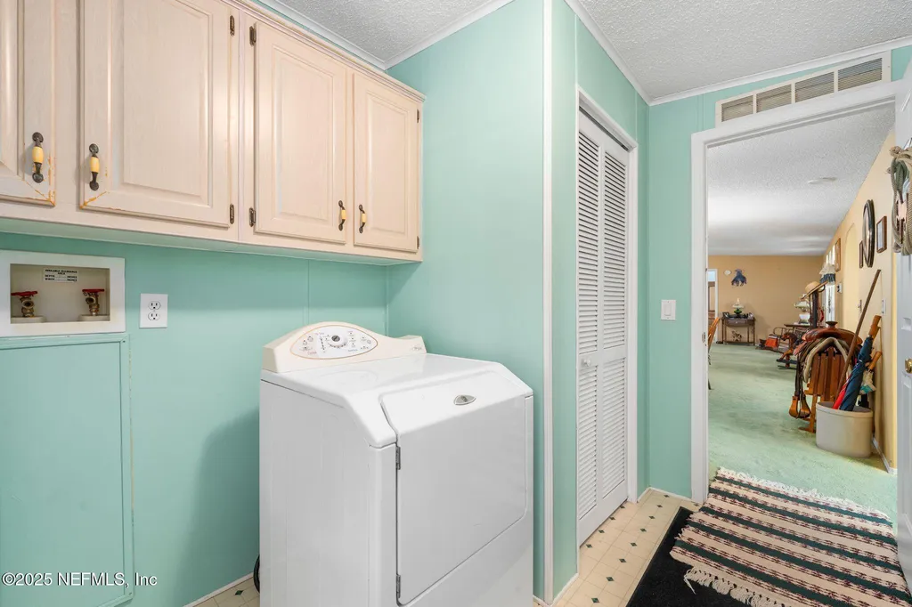 27061 29th Road Branford FL 32008