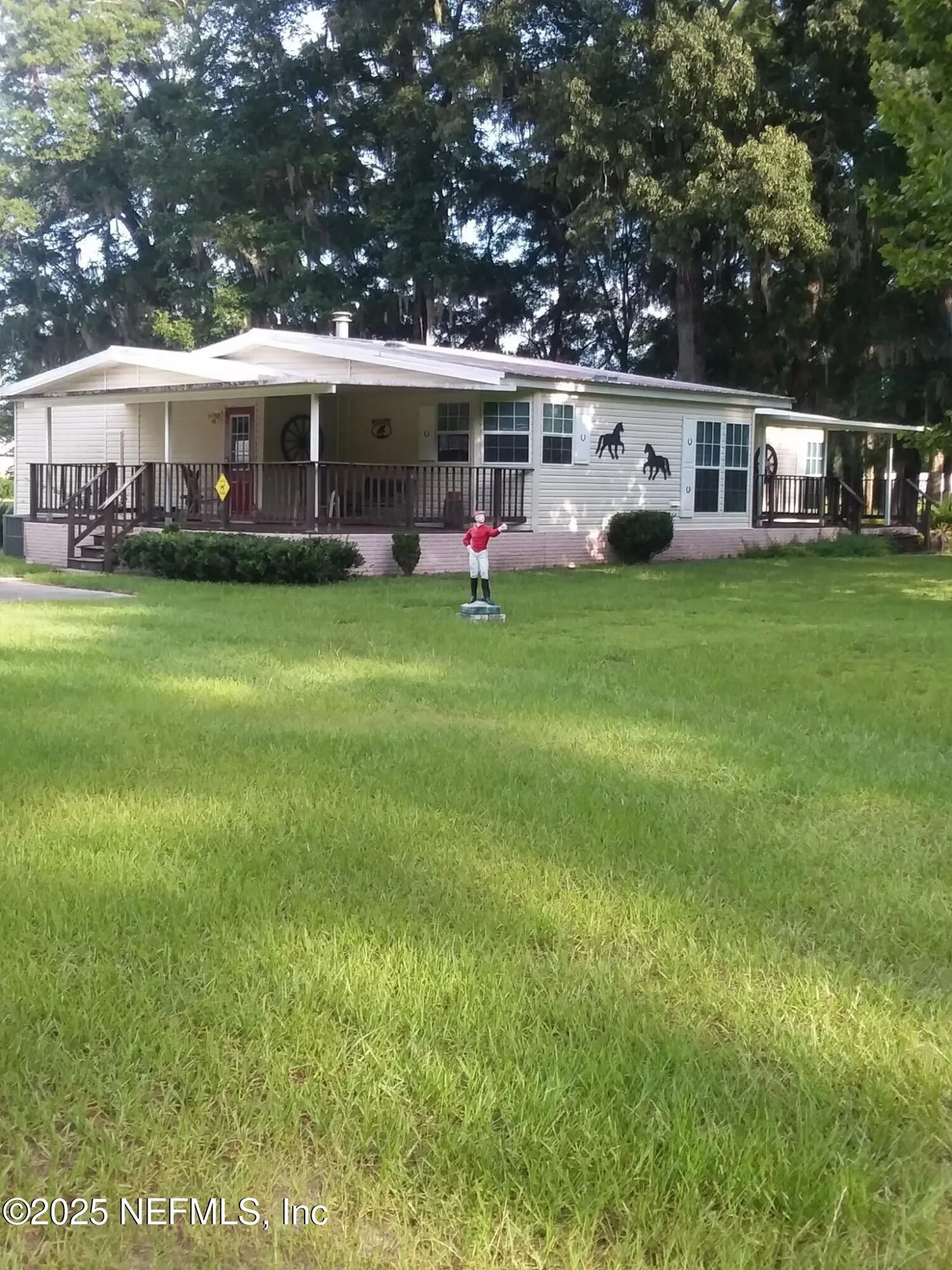 27061 29th Road Branford FL 32008