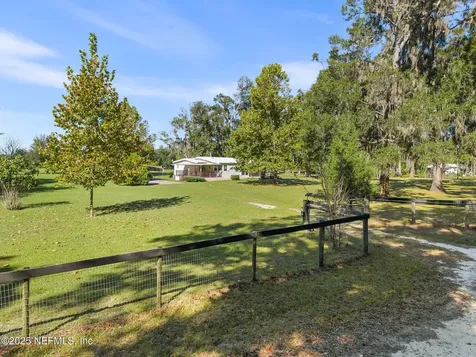 27061 29th Road Branford FL 32008