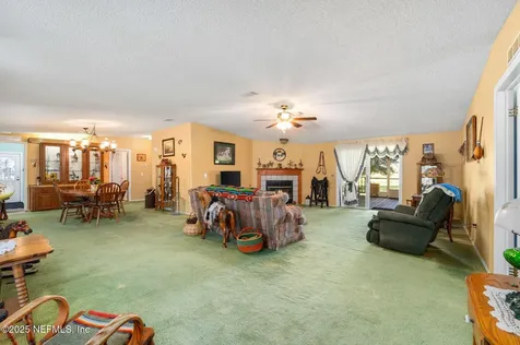 27061 29th Road Branford FL 32008