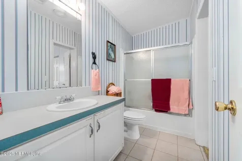 27061 29th Road Branford FL 32008