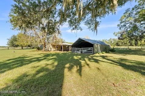 27061 29th Road Branford FL 32008