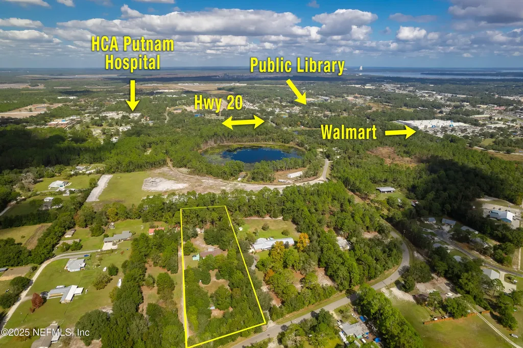 229 Davis Lake Road Palatka FL 32177