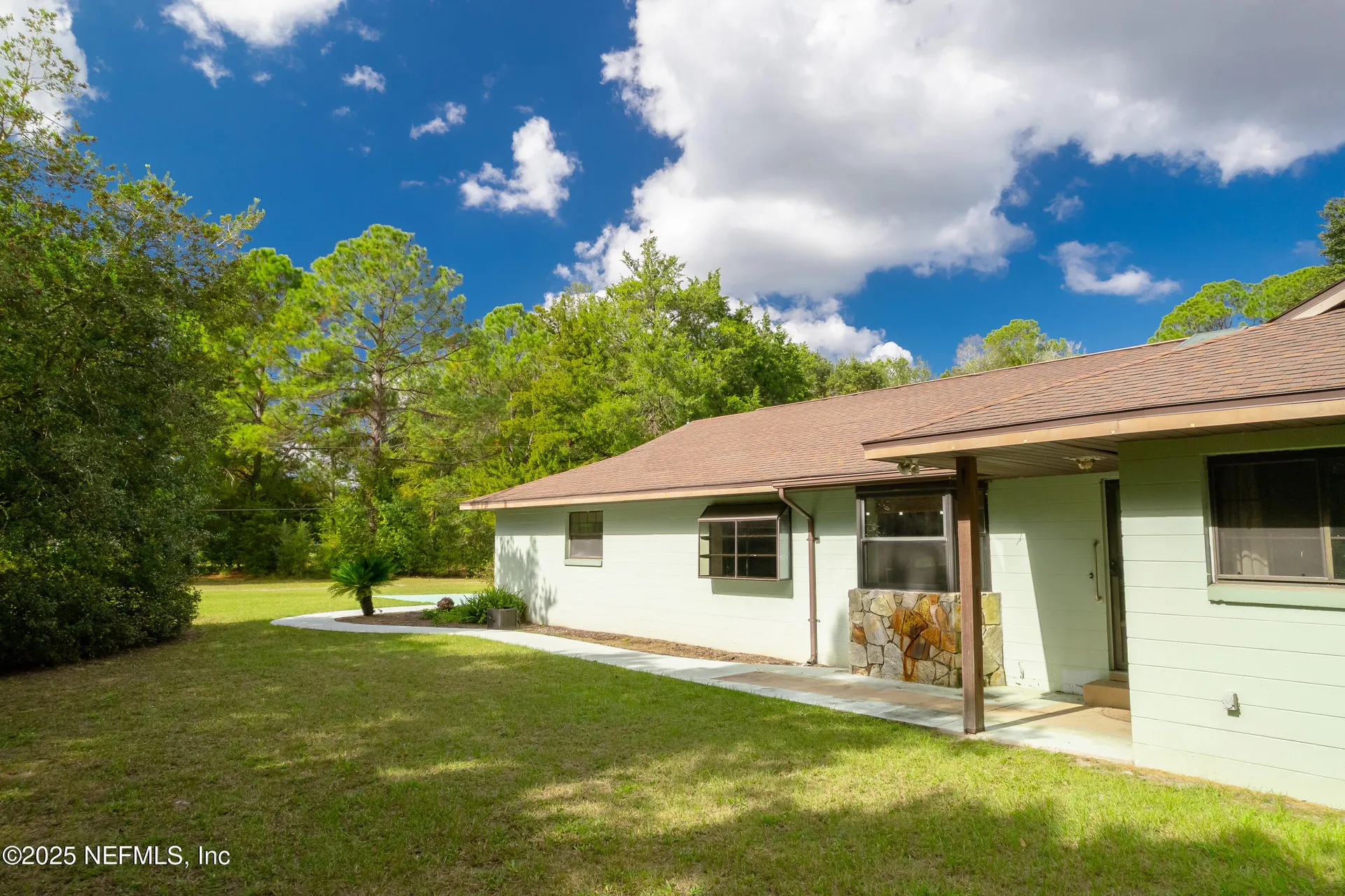 229 Davis Lake Road Palatka FL 32177