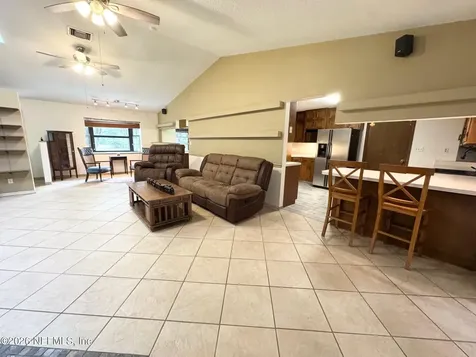 229 Davis Lake Road Palatka FL 32177