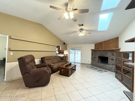 229 Davis Lake Road Palatka FL 32177