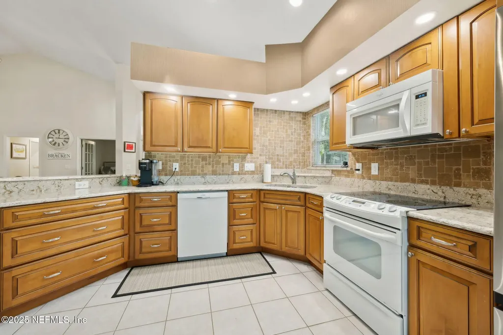 3568 Olympic Drive Green Cove Springs FL 32043