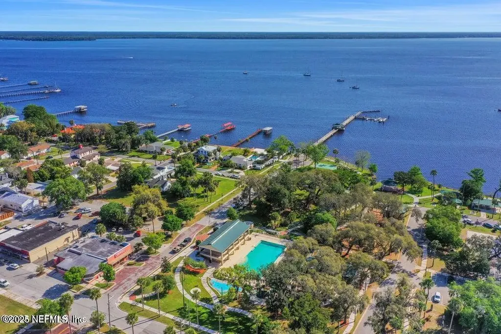 3568 Olympic Drive Green Cove Springs FL 32043