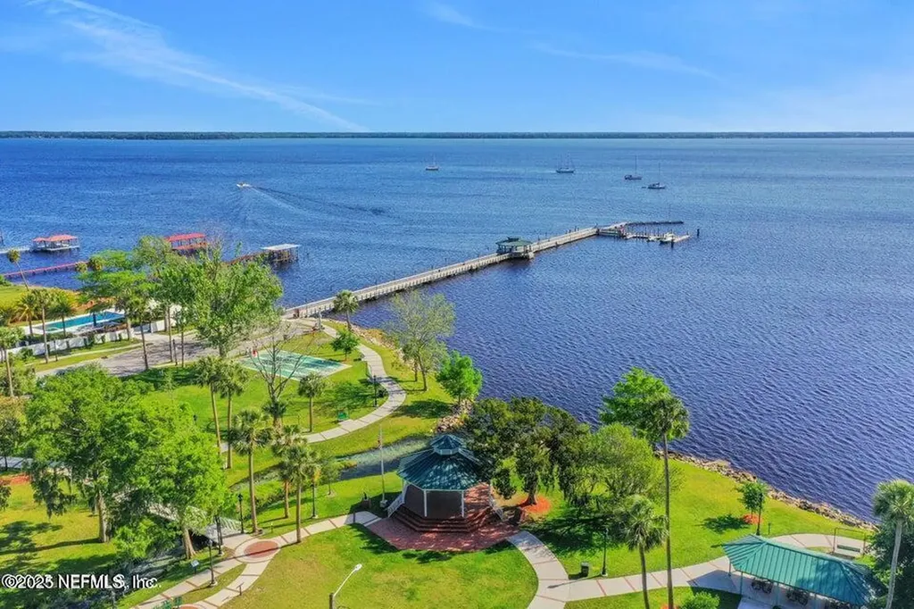 3568 Olympic Drive Green Cove Springs FL 32043