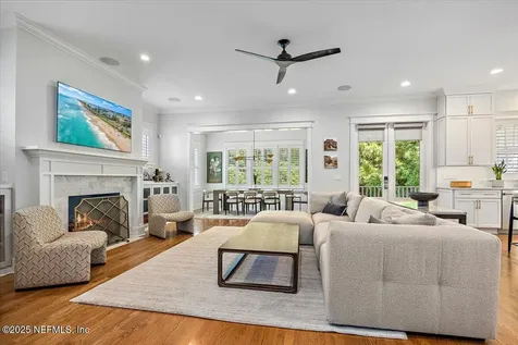 2743 Green Bay Lane Jacksonville FL 32207