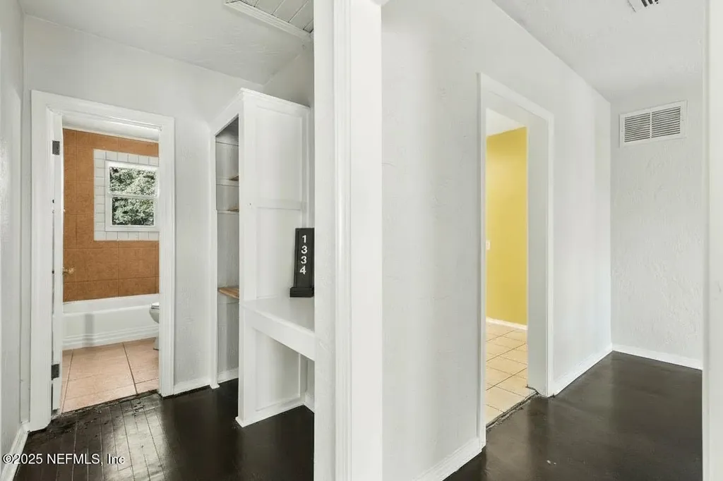 1334 NE 1st Avenue Gainesville FL 32641