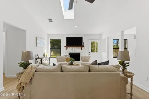 4442 Huntington Forest Boulevard Jacksonville FL 32257