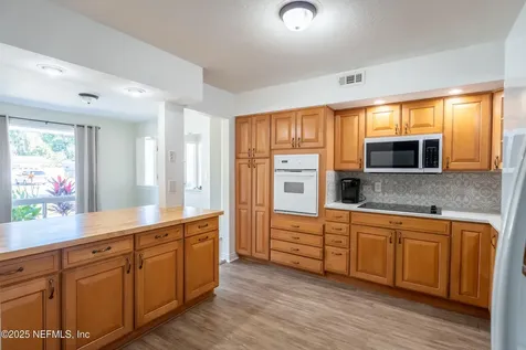 4880 Brighton Drive Jacksonville FL 32217