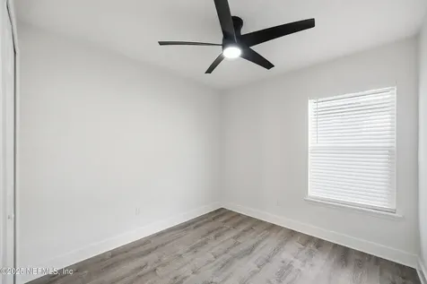 88 W 5th Street Atlantic Beach FL 32233