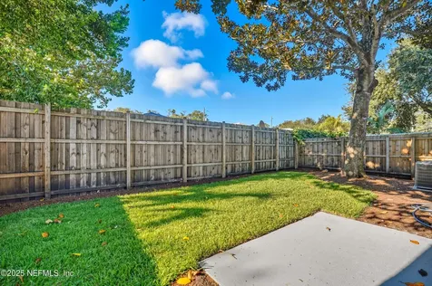 88 W 5th Street Atlantic Beach FL 32233