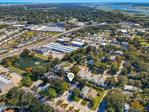 88 W 5th Street Atlantic Beach FL 32233