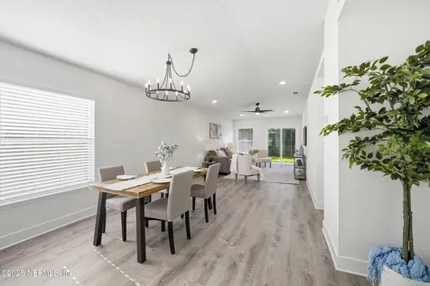 88 W 5th Street Atlantic Beach FL 32233