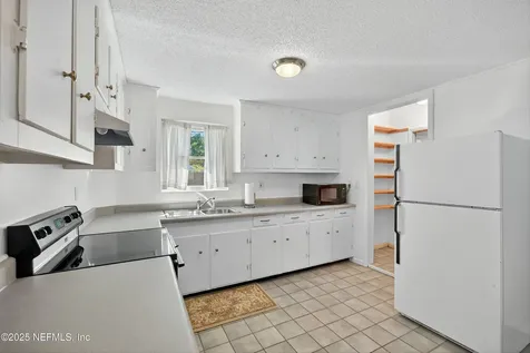 5975 111th Street Jacksonville FL 32244