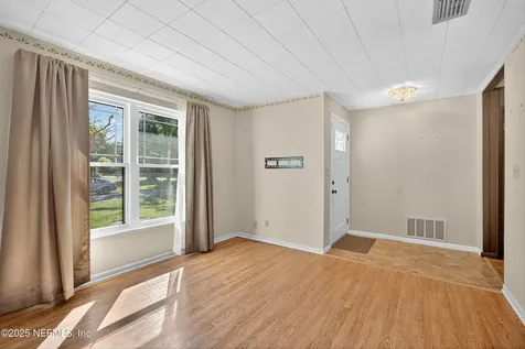 5975 111th Street Jacksonville FL 32244