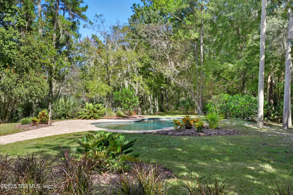 140 N Roscoe Boulevard Ponte Vedra Beach FL 32082