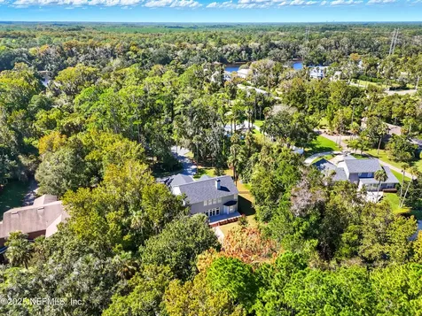 140 N Roscoe Boulevard Ponte Vedra Beach FL 32082