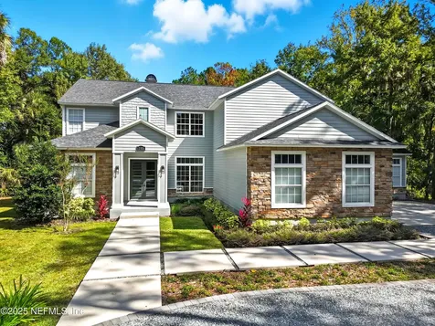 140 N Roscoe Boulevard Ponte Vedra Beach FL 32082