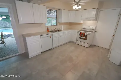3442 Red Oak Circle E Orange Park FL 32073