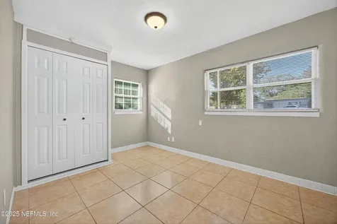 1458 Domas Drive Jacksonville FL 32211