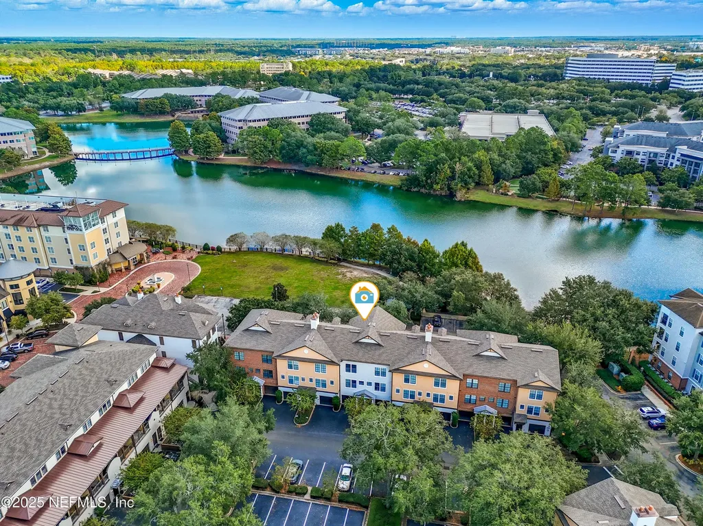 9823 Tapestry Park Circle Jacksonville FL 32246
