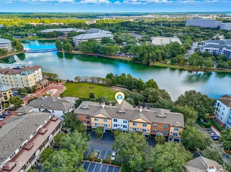 9823 Tapestry Park Circle Jacksonville FL 32246
