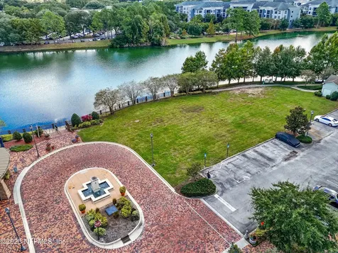 9823 Tapestry Park Circle Jacksonville FL 32246