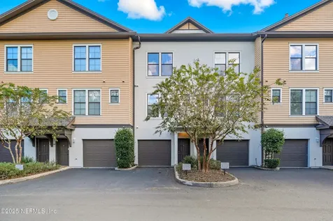 9823 Tapestry Park Circle Jacksonville FL 32246