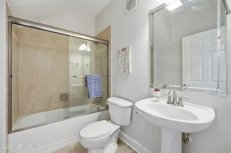 9823 Tapestry Park Circle Jacksonville FL 32246