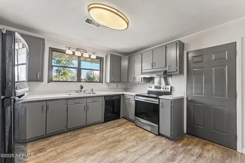 5104 Hollycrest Drive Jacksonville FL 32205