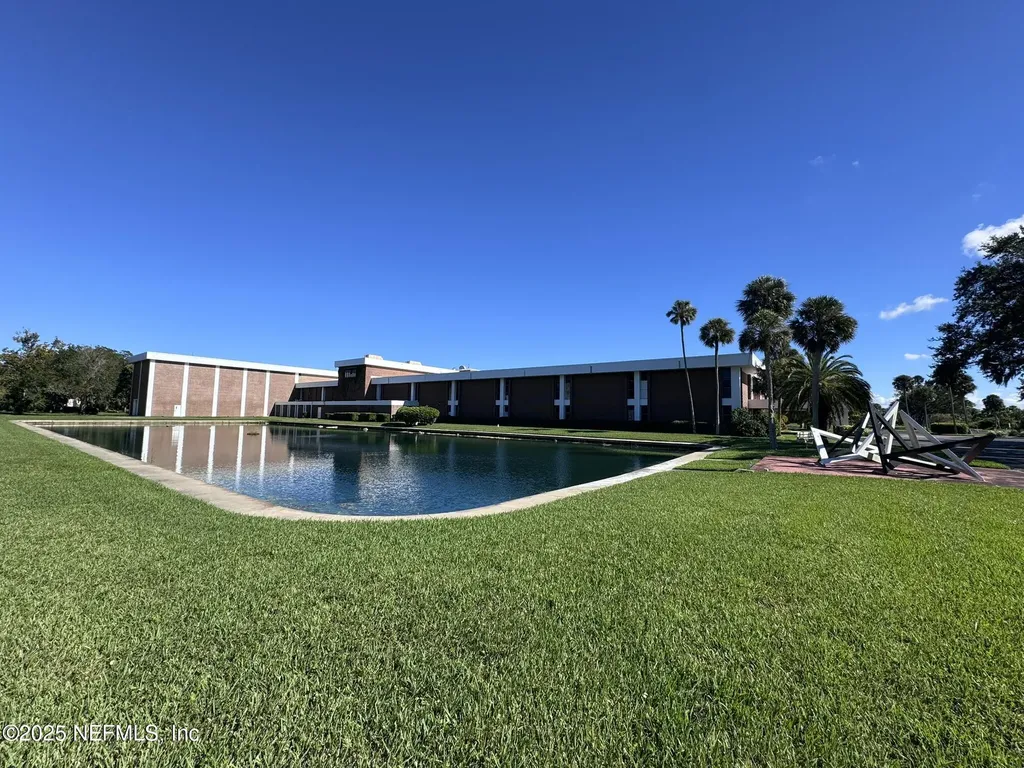 945 6th Street Daytona Beach FL 32117