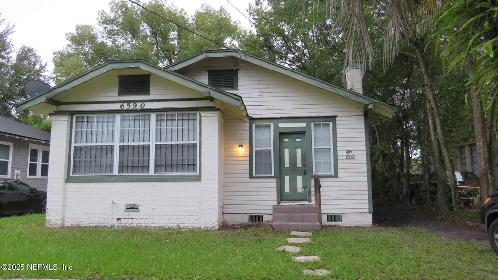 6590 Sunset Drive Jacksonville FL 32208