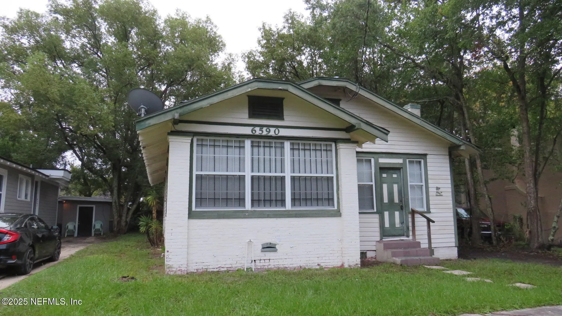 6590 Sunset Drive Jacksonville FL 32208