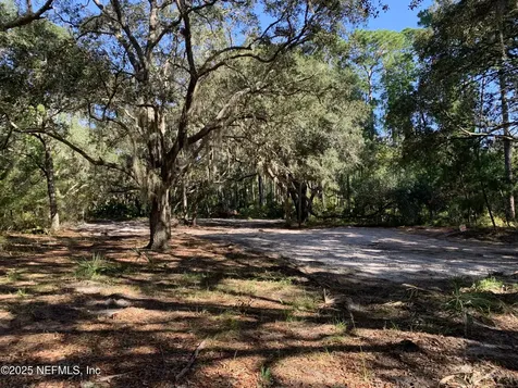 102 Eden Avenue Interlachen FL 32148