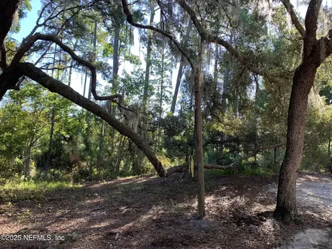 102 Eden Avenue Interlachen FL 32148