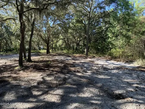 102 Eden Avenue Interlachen FL 32148