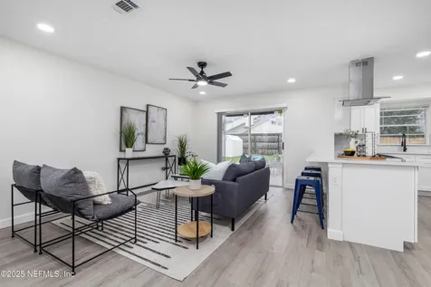 3325 Prather Drive Jacksonville FL 32216